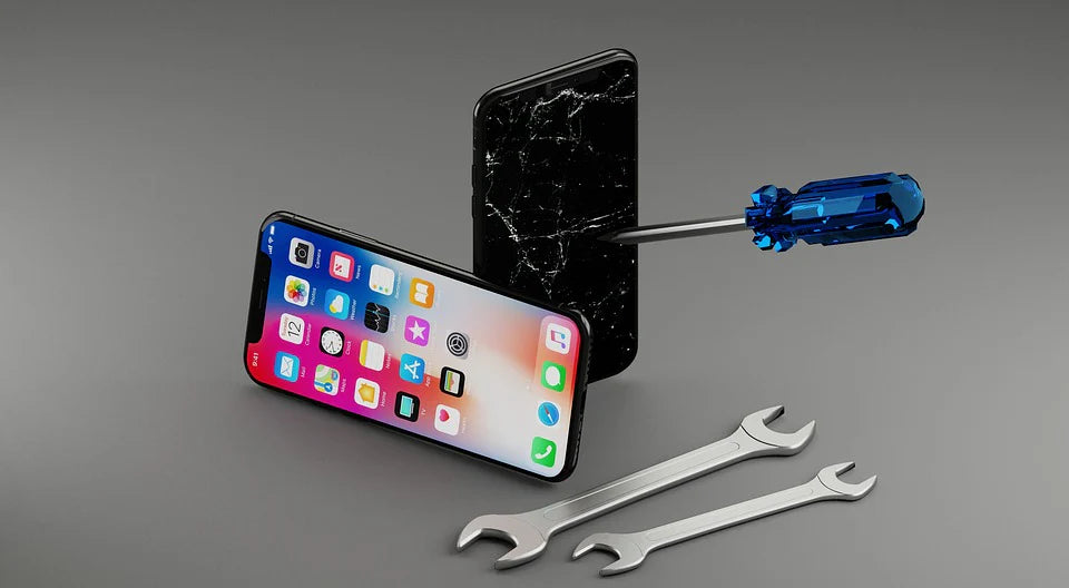 Phone Fixing Places Near Me in Stockport, UK | FONES52